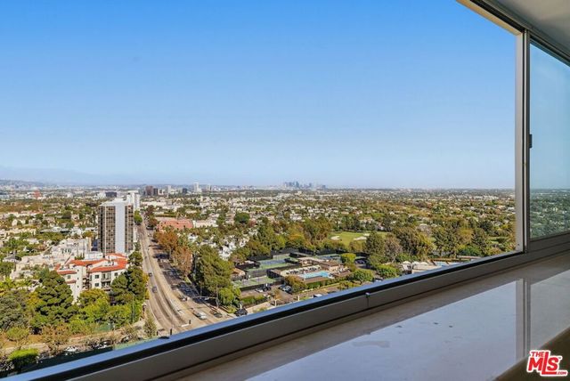 2222 Avenue Of The Stars 1505, Los Angeles, CA 90067