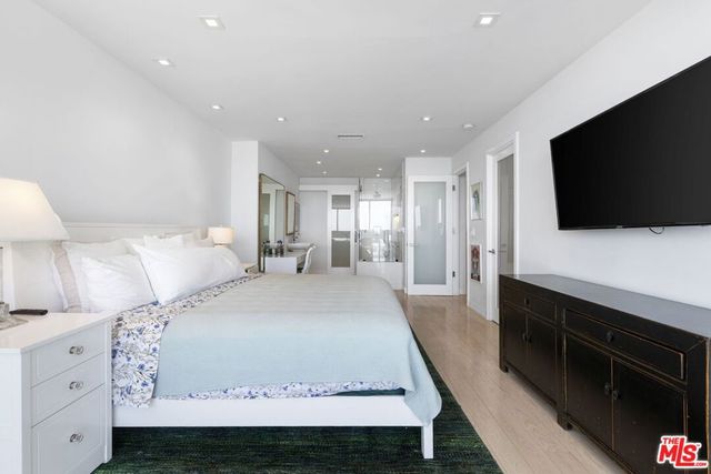 2222 Avenue Of The Stars 1505, Los Angeles, CA 90067