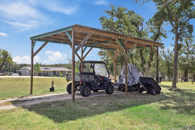 110 High Sierra, Seguin, TX 78155