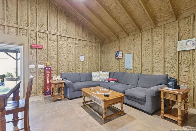 110 High Sierra, Seguin, TX 78155