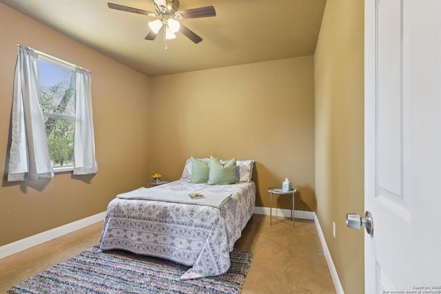 110 High Sierra, Seguin, TX 78155