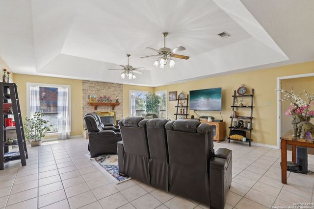 110 High Sierra, Seguin, TX 78155