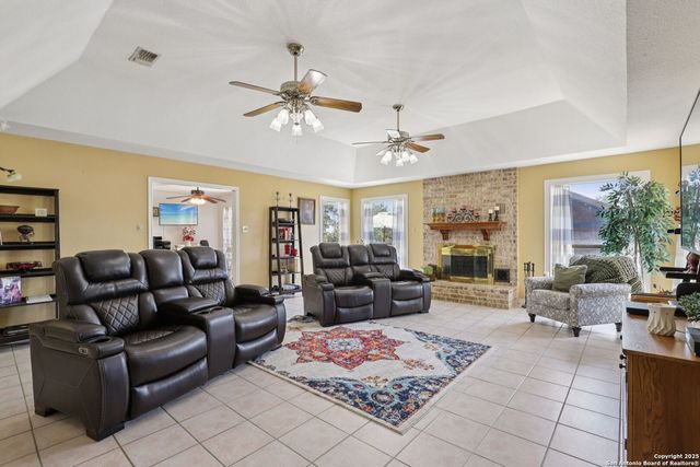 110 High Sierra, Seguin, TX 78155