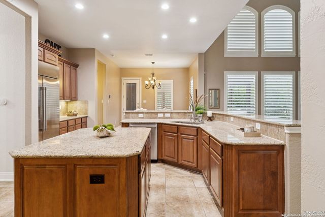 7218 Hovingham, San Antonio, TX 78257