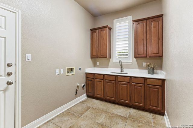 7218 Hovingham, San Antonio, TX 78257