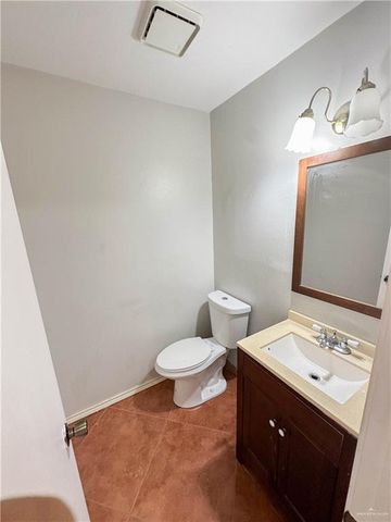 2409 S 41st Street, Mcallen, TX 78503