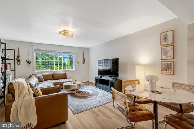 1281 N VAN DORN ST, Alexandria, VA 22304
