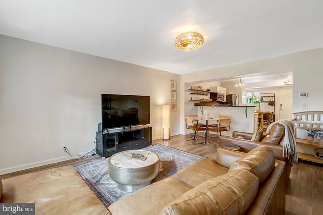 1281 N VAN DORN ST, Alexandria, VA 22304