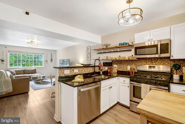1281 N VAN DORN ST, Alexandria, VA 22304