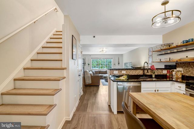 1281 N VAN DORN ST, Alexandria, VA 22304