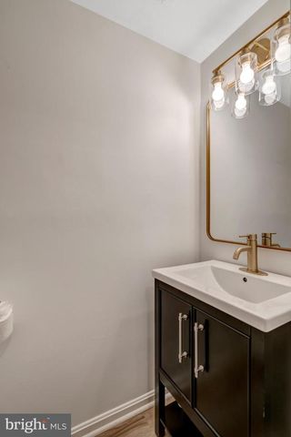 1281 N VAN DORN ST, Alexandria, VA 22304