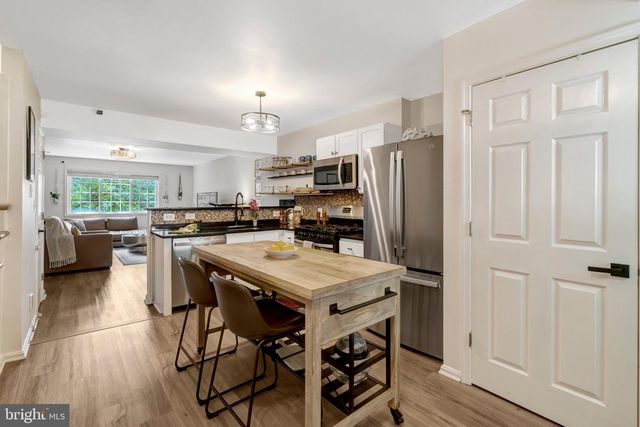 1281 N VAN DORN ST, Alexandria, VA 22304