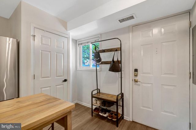 1281 N VAN DORN ST, Alexandria, VA 22304