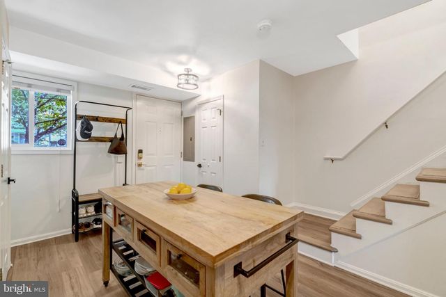 1281 N VAN DORN ST, Alexandria, VA 22304