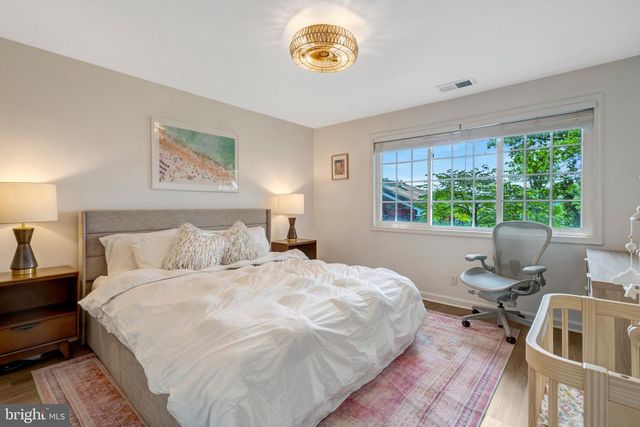 1281 N VAN DORN ST, Alexandria, VA 22304