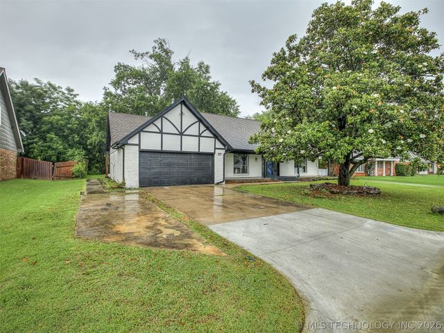 4771 S Hudson Place, Tulsa, OK 74135