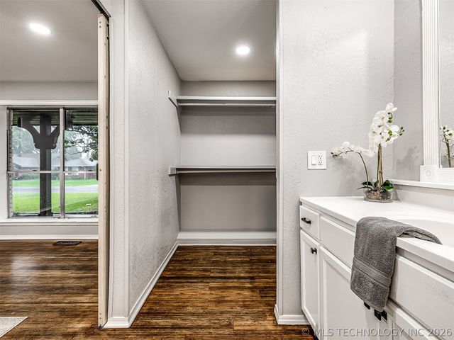4771 S Hudson Place, Tulsa, OK 74135