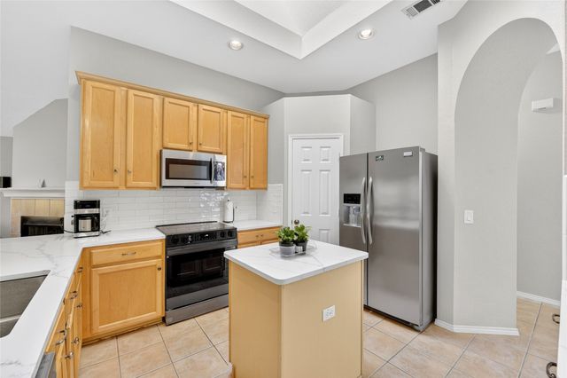 4041 Aladdin Drive, Plano, TX 75093