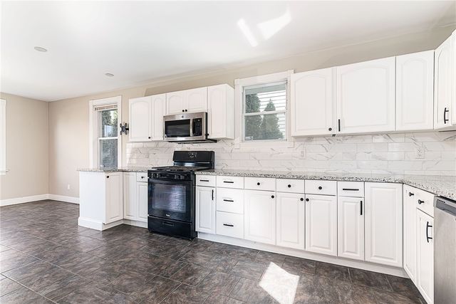 97 Williams Avenue, East Providence, RI 02914