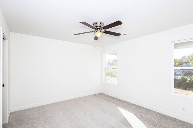 2657 FRAZIER LP, Columbia, MO 65202