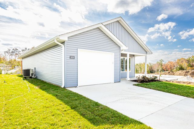 2657 FRAZIER LP, Columbia, MO 65202
