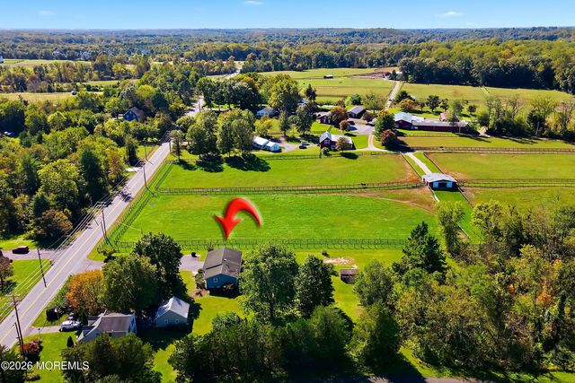 32 Arneytown Hornerstown Road, Cream Ridge, NJ 08514