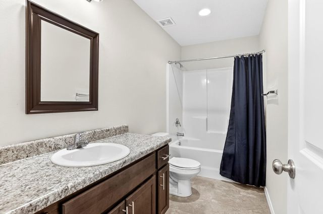 468 W Barcelona Street, Republic, MO 65738