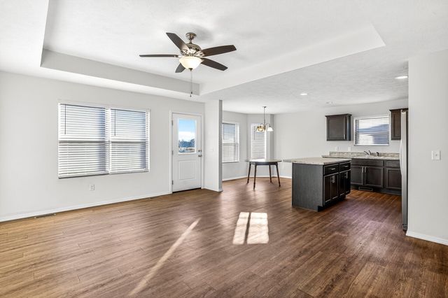 468 W Barcelona Street, Republic, MO 65738