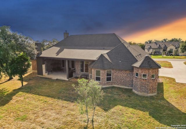 451 Stone Loop, Castroville, TX 78009