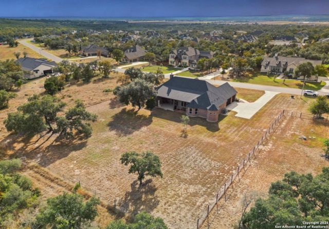 451 Stone Loop, Castroville, TX 78009