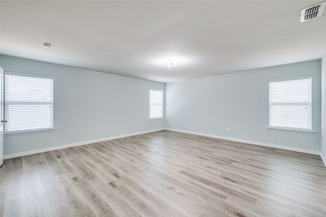 915 Penny Royal Court, Arlington, TX 76002