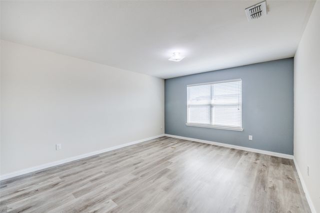 915 Penny Royal Court, Arlington, TX 76002