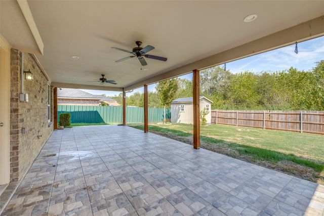 915 Penny Royal Court, Arlington, TX 76002