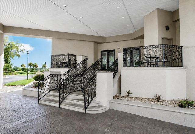 3712 SOUTHPOINTE DRIVE U6, Orlando, FL 32822