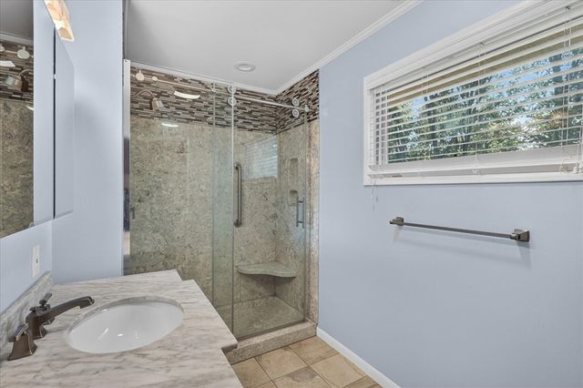 1051 Sylvan Road, Benton Harbor, MI 49022