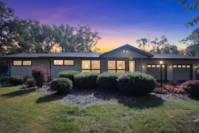 1051 Sylvan Road, Benton Harbor, MI 49022