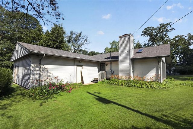 1051 Sylvan Road, Benton Harbor, MI 49022