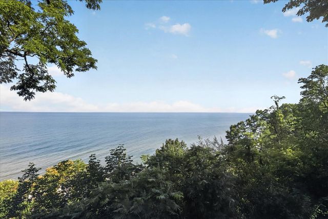 1051 Sylvan Road, Benton Harbor, MI 49022