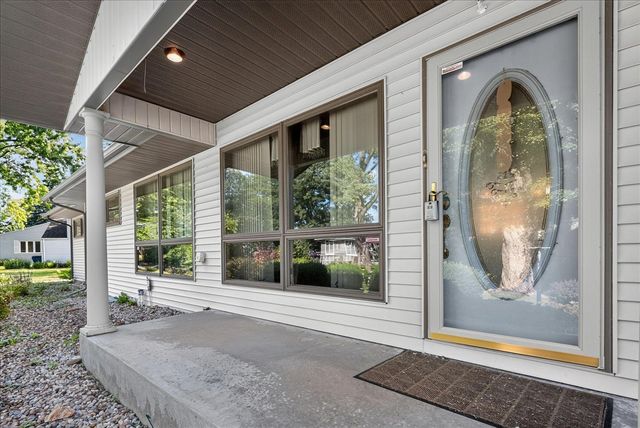 1051 Sylvan Road, Benton Harbor, MI 49022