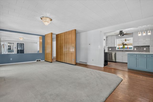1051 Sylvan Road, Benton Harbor, MI 49022