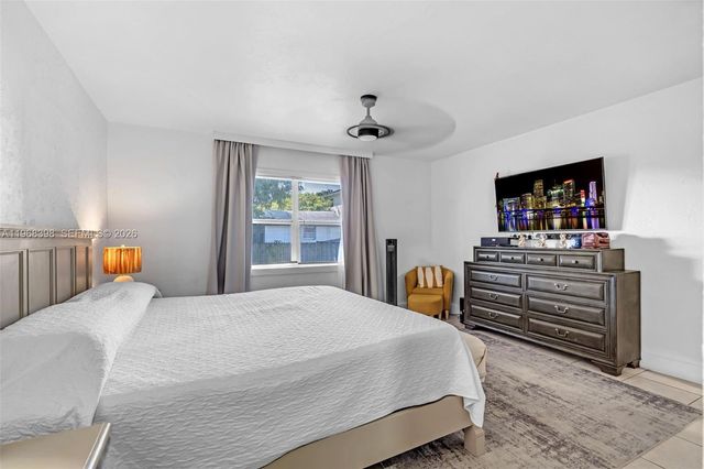 3364 NW 51st Ter, Miami, FL 33142