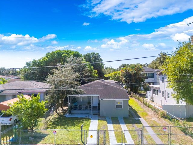 3364 NW 51st Ter, Miami, FL 33142