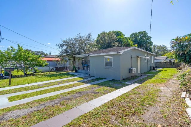 3364 NW 51st Ter, Miami, FL 33142