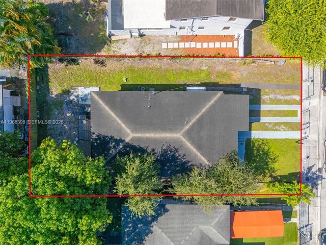 3364 NW 51st Ter, Miami, FL 33142