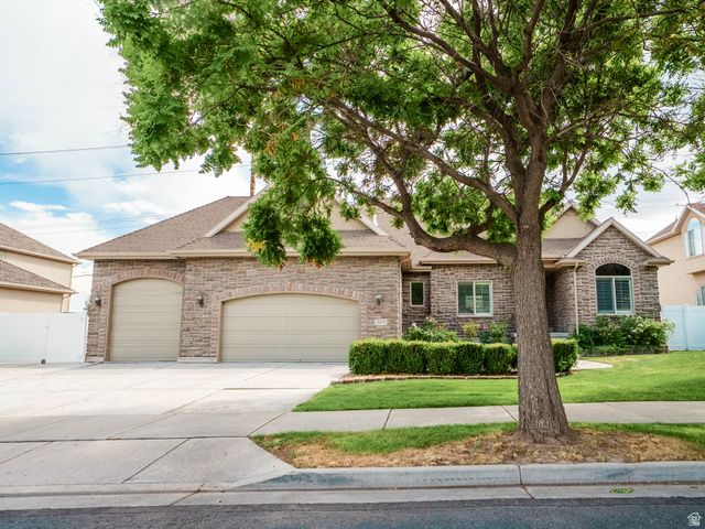 3059 W UINTA PINES CIR, South Jordan, UT 84095