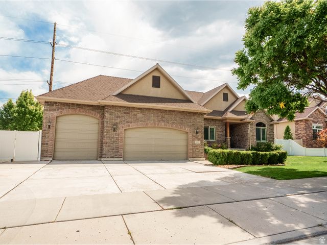 3059 W UINTA PINES CIR, South Jordan, UT 84095
