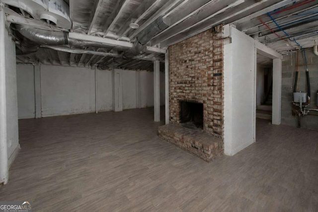 3042 Peek Road NW, Atlanta, GA 30318