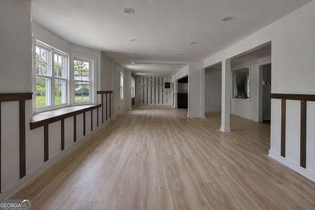 3042 Peek Road NW, Atlanta, GA 30318