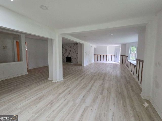 3042 Peek Road NW, Atlanta, GA 30318