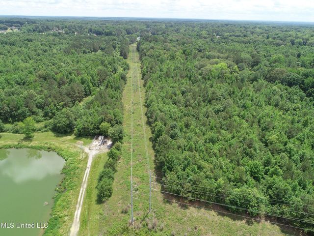 Jacinto Road, Booneville, MS 38829
